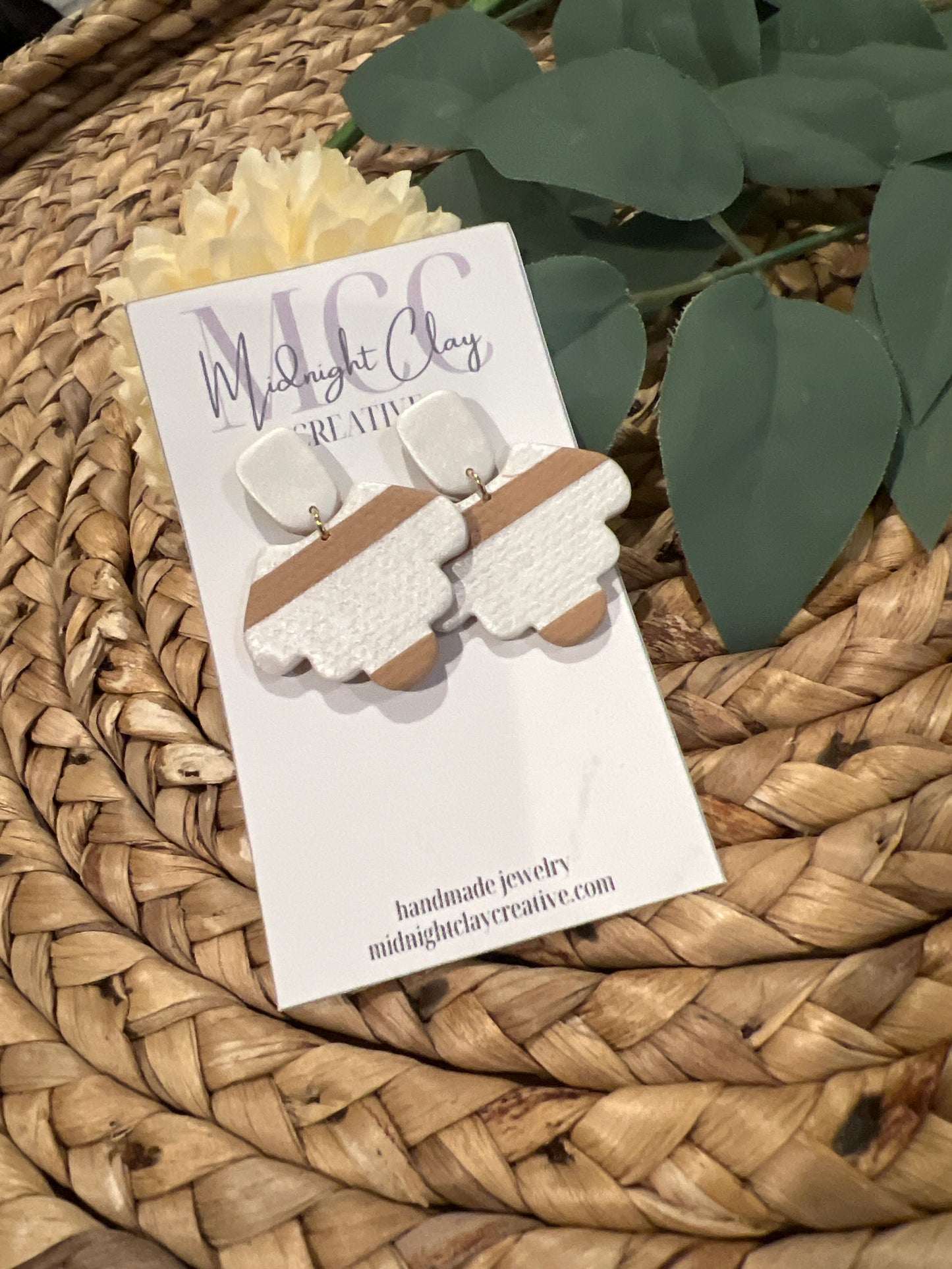 Pearl & Neutrals *multiple designs